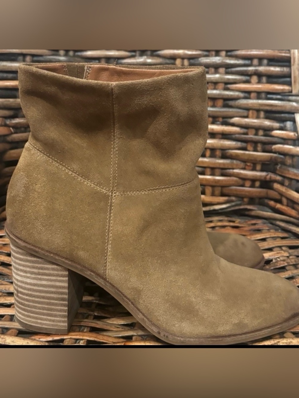 Lucky Brand Brown Suede Ankle Booties Ankle Boots Chunky Heels Shoes